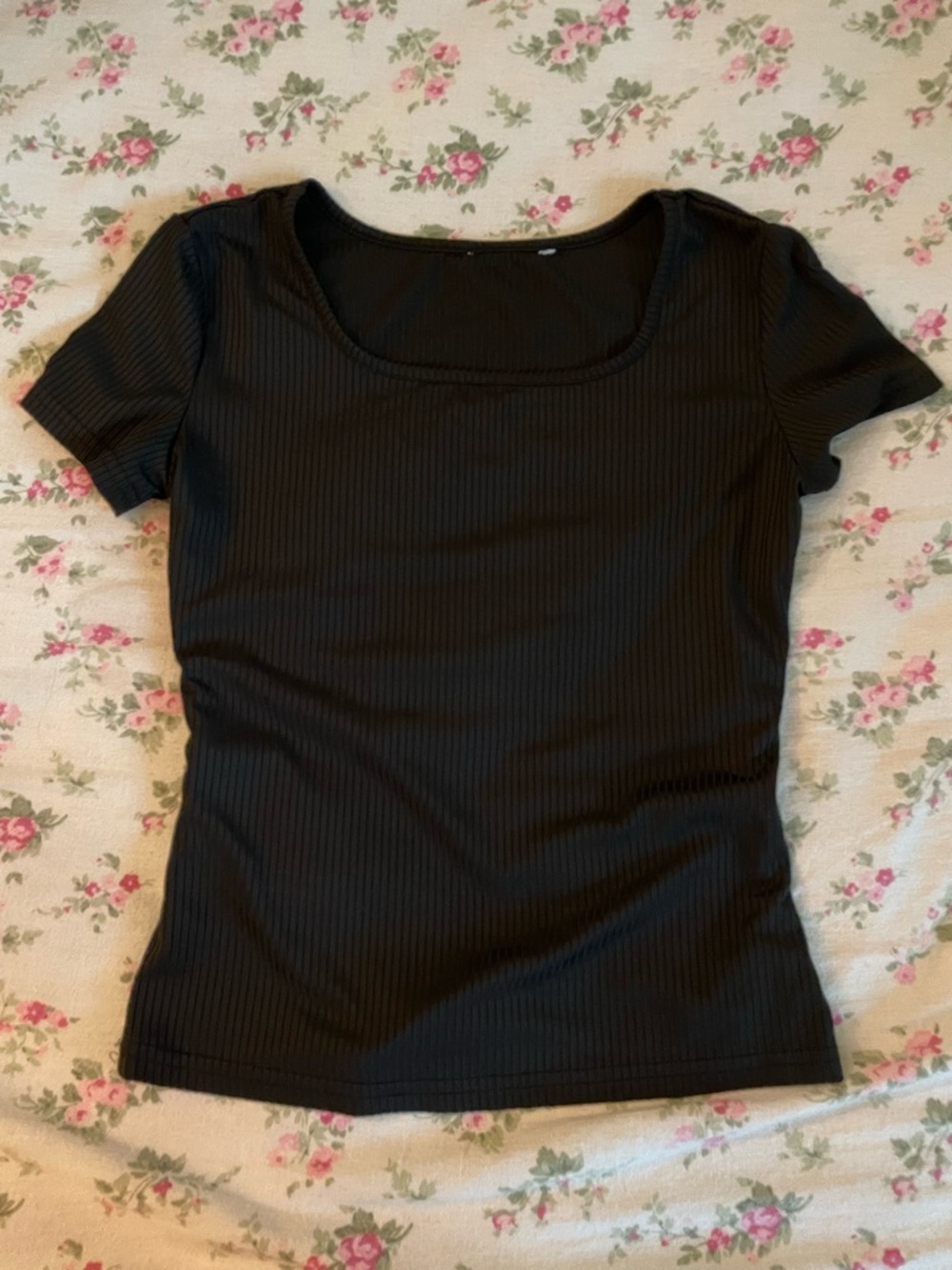 women’s fitted black baby top
